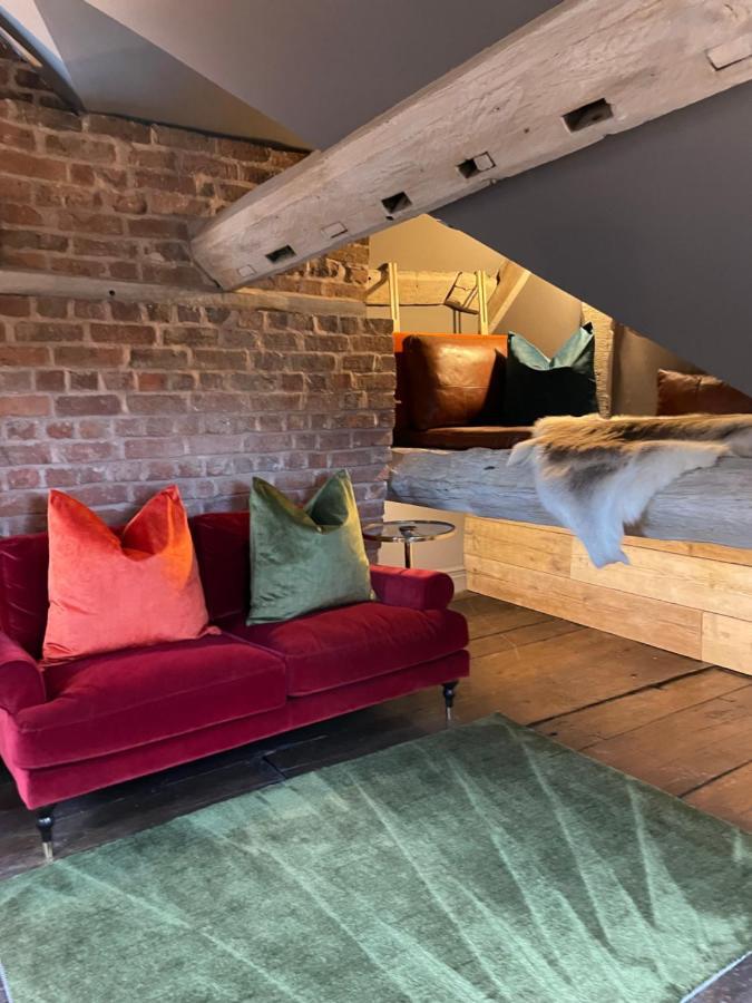 Ferienwohnung The Cocktail Lounge At Cheshire Boutique Bathhouse Nantwich Exterior foto