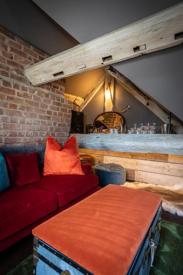Ferienwohnung The Cocktail Lounge At Cheshire Boutique Bathhouse Nantwich Exterior foto