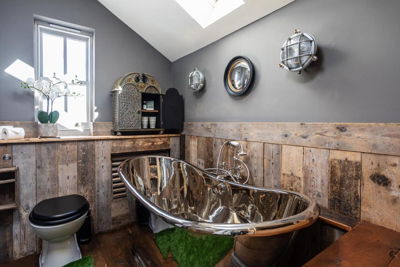 Ferienwohnung The Cocktail Lounge At Cheshire Boutique Bathhouse Nantwich Exterior foto